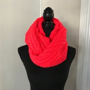 GAP cable knit infinity scarf